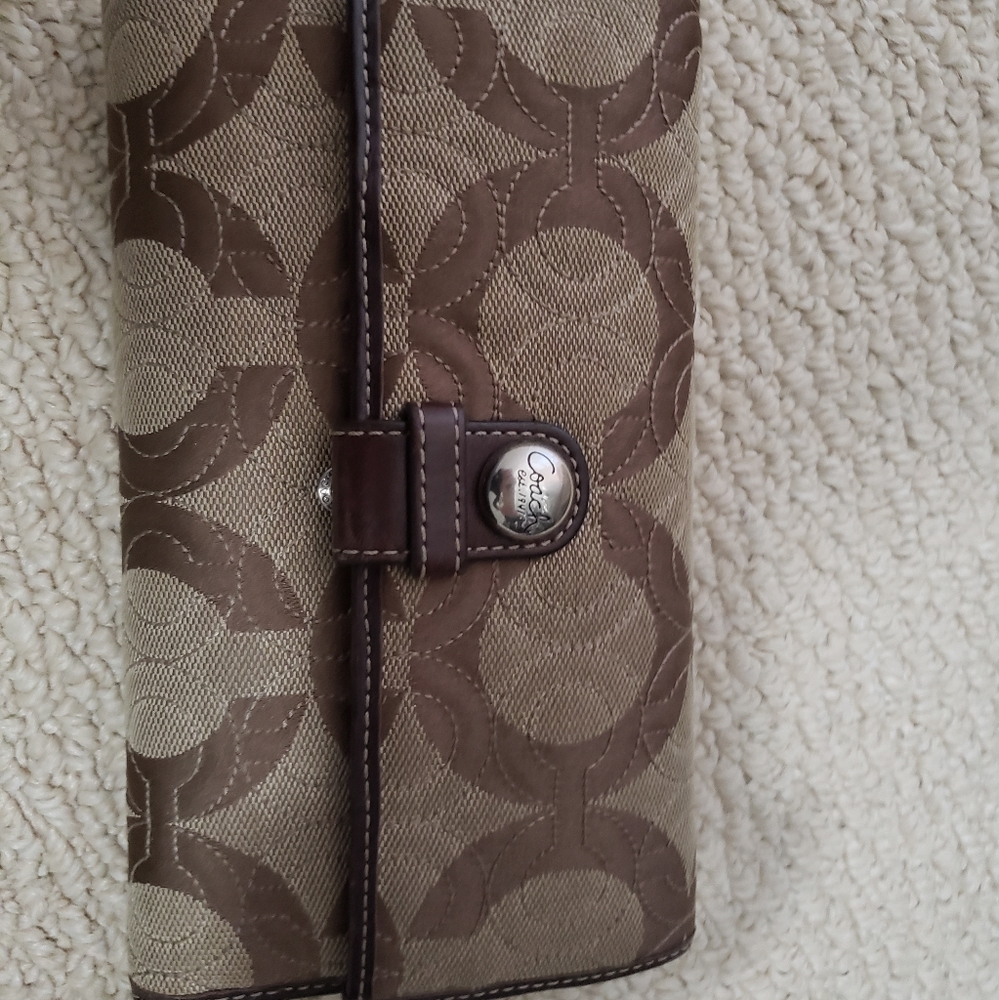 Coach wallet